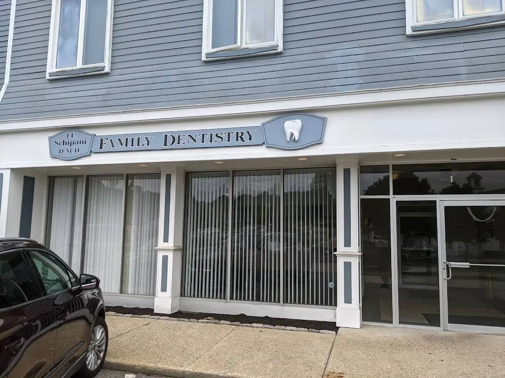 Family Dentistry - Professional dental clinic exterior with modern facilities