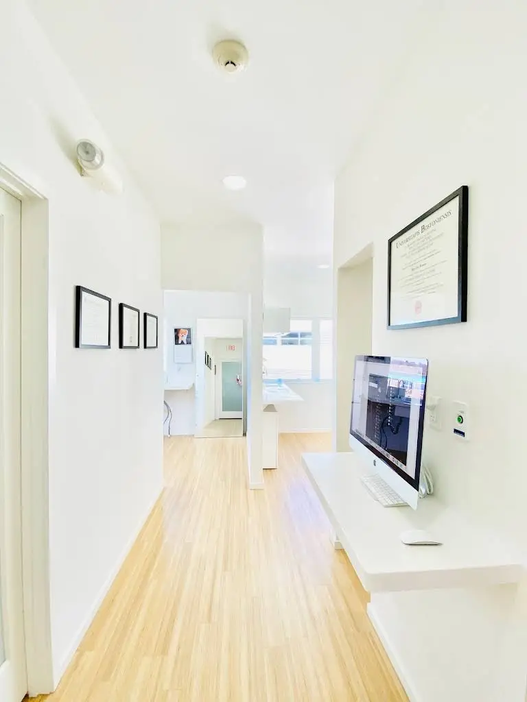 IcuSmile Specialty Clinic