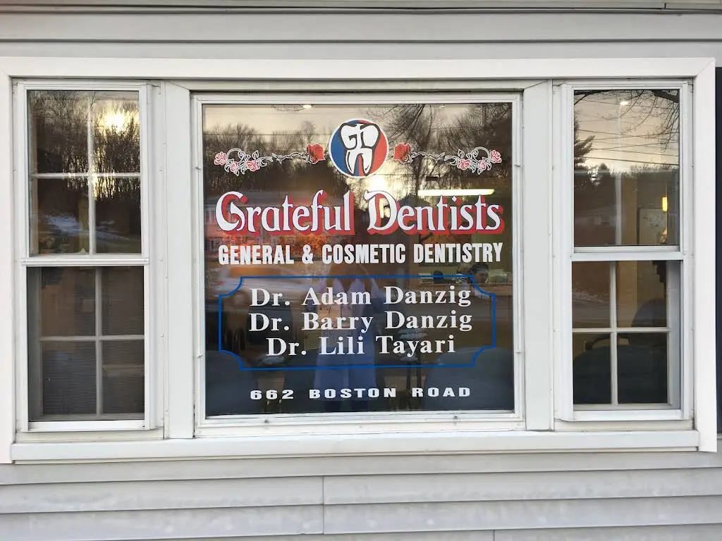 Grateful Dentists - Professional dental clinic exterior with modern facilities