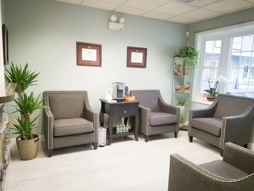 Burlington Smiles Dental - Professional dental clinic exterior with modern facilities