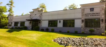 Middleboro Oral Surgeons - Dr. Alireza Ashrafi