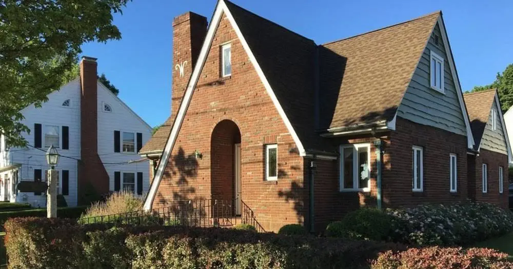 Gary P. Wheeler, DDS, Inc. - Professional dental clinic exterior with modern facilities