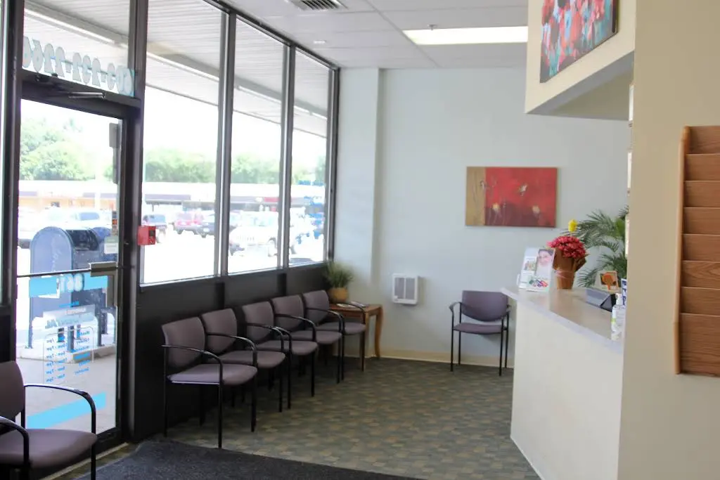 Dr. Dental: Dentistry & Braces