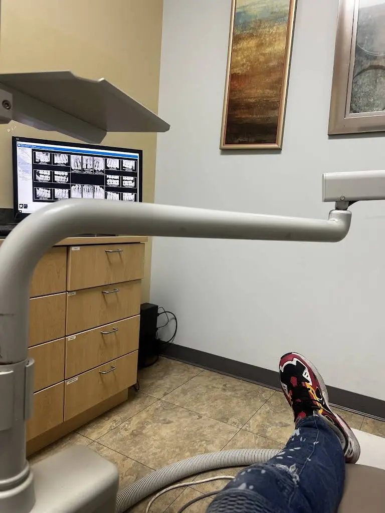 Dr. Dental: Dentistry & Braces