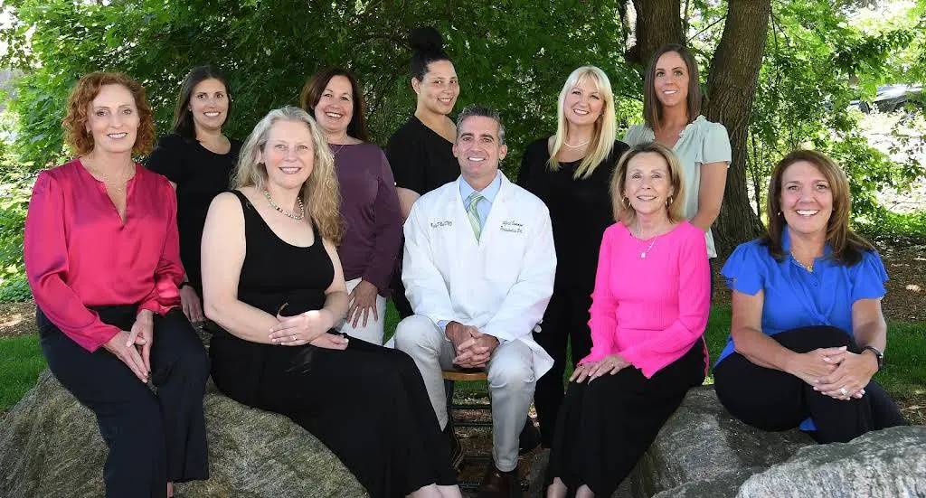Bedford Commons Periodontics - Professional dental clinic exterior with modern facilities