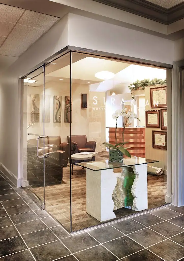 Sirakian Aesthetic & Implant Dentistry