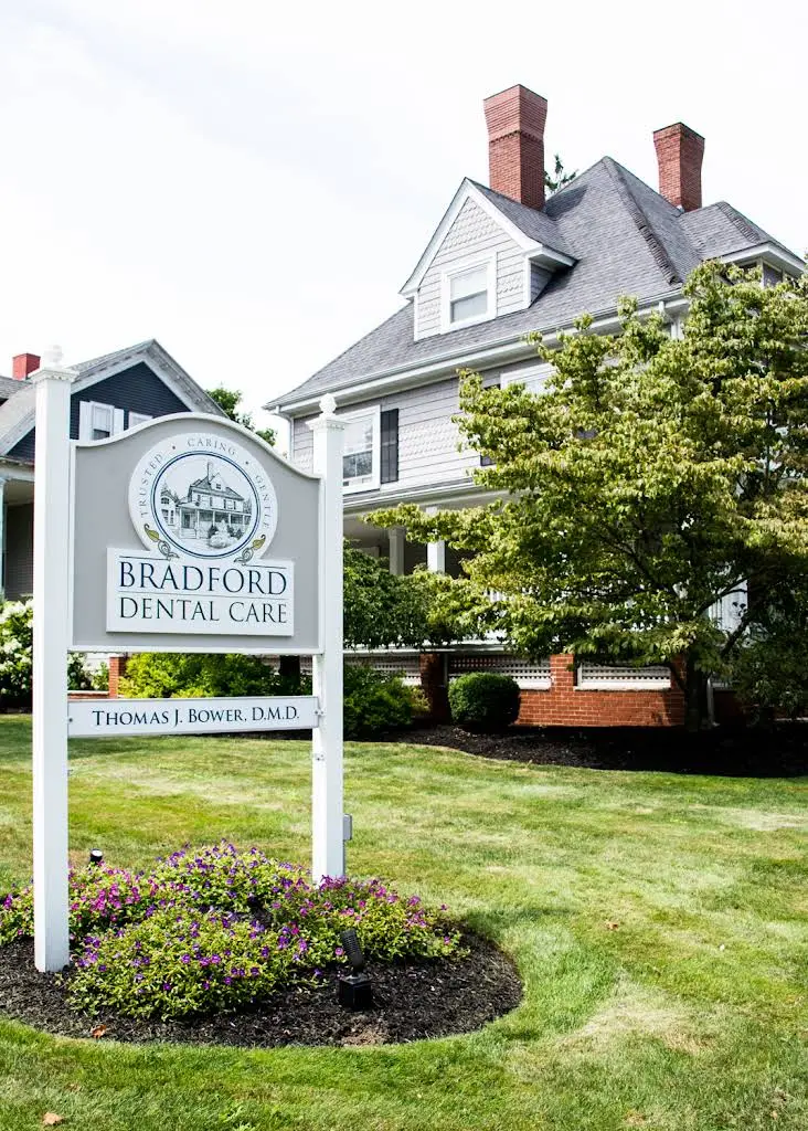 Bradford Dental Care - Thomas Bower DMD - Professional dental clinic exterior with modern facilities