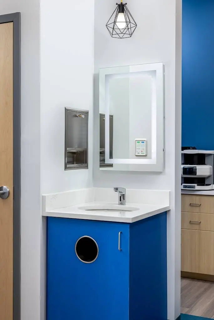 Broad Smiles Pediatric Dentistry & Orthodontics