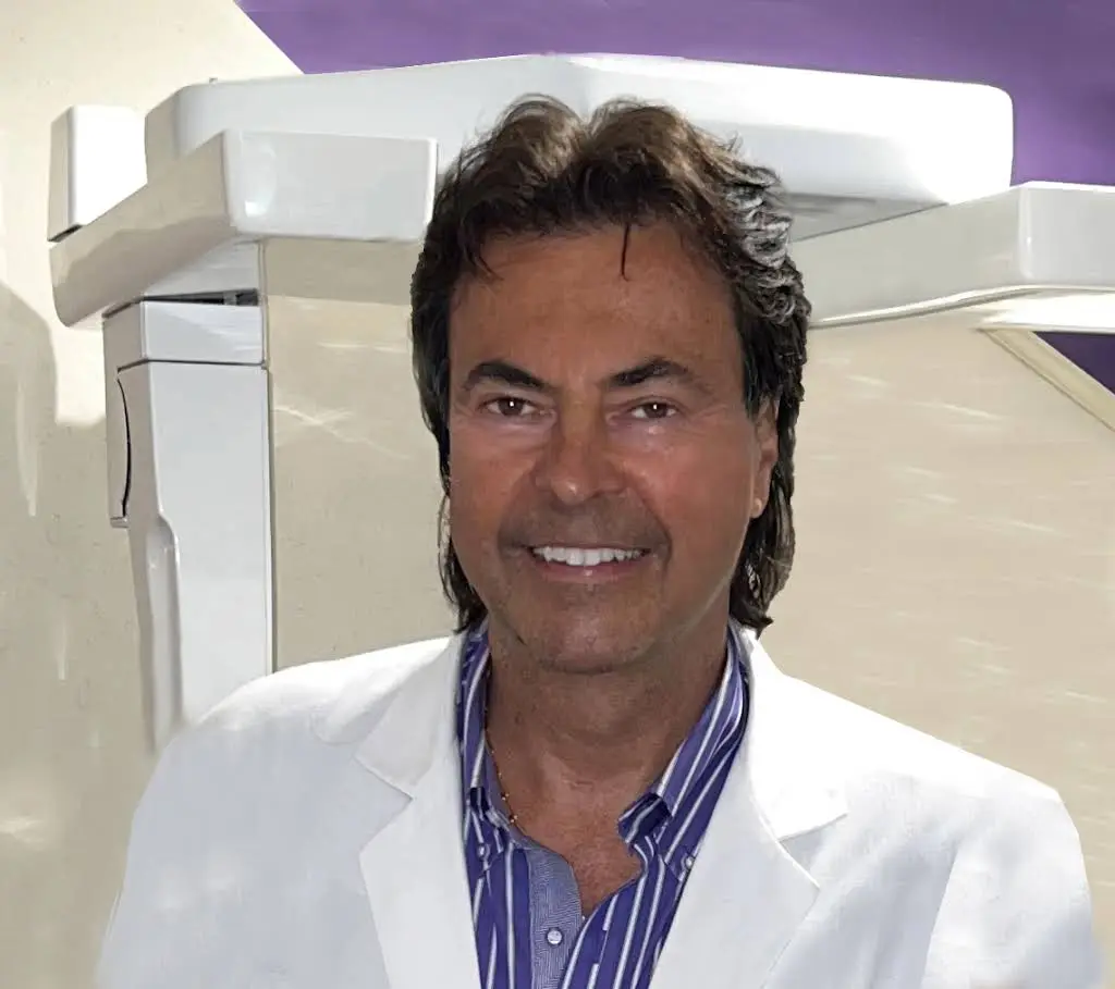 Joseph Anthony Cardarelli, Jr., D.M.D. - Professional dental clinic exterior with modern facilities