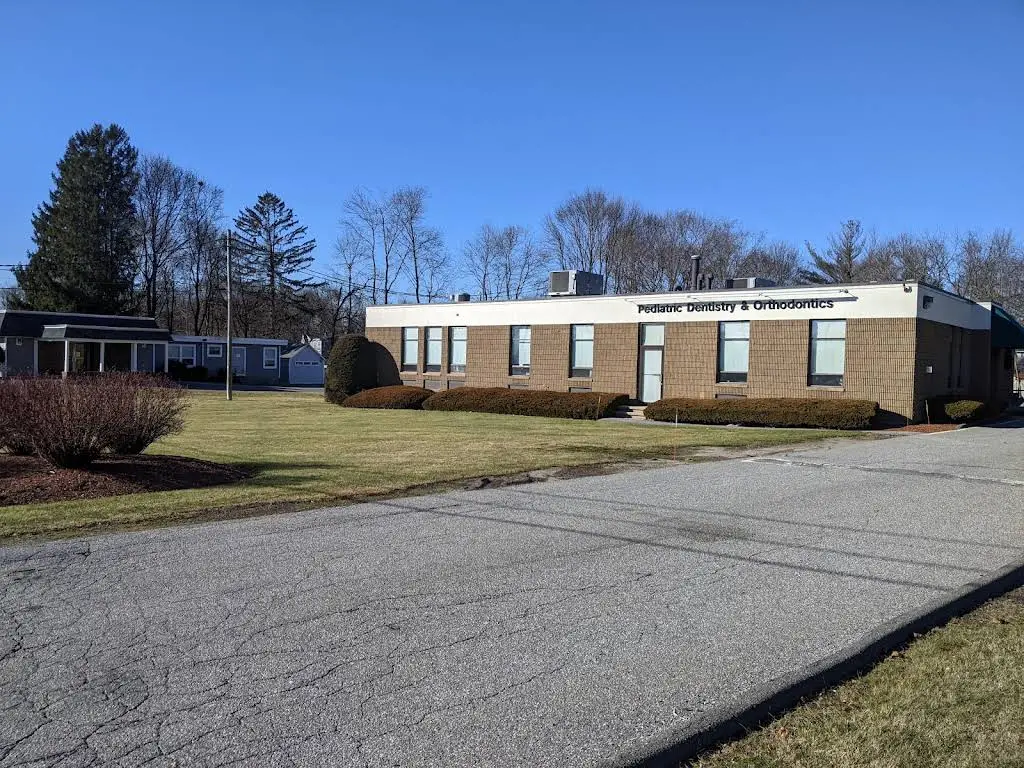 Orthodontics of the North Shore - Professional dental clinic exterior with modern facilities