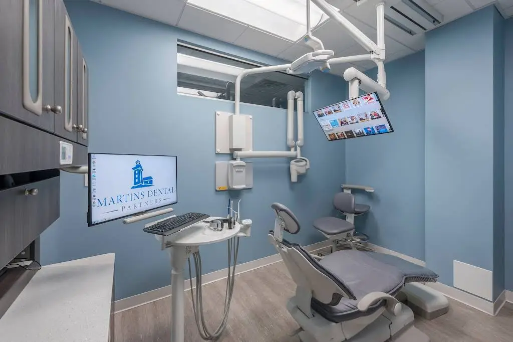 Martins Dental Partners - Professional dental clinic exterior with modern facilities