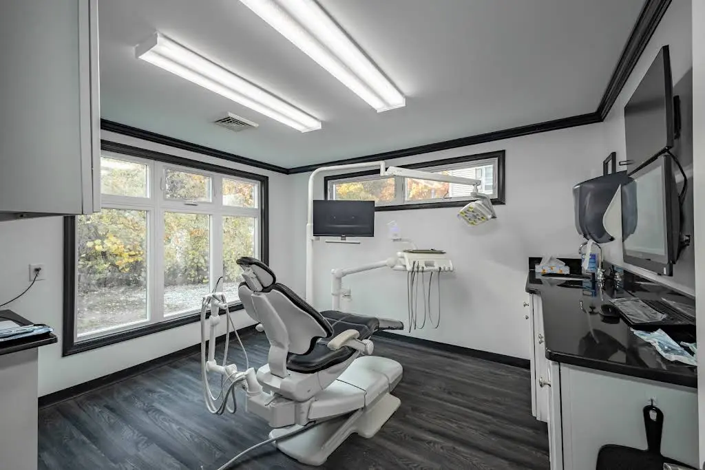 Salisbury Dental Esthetics