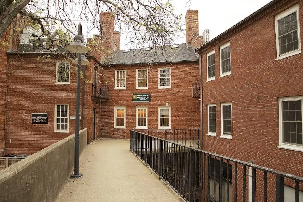 Newburyport Family Dental - Professional dental clinic exterior with modern facilities