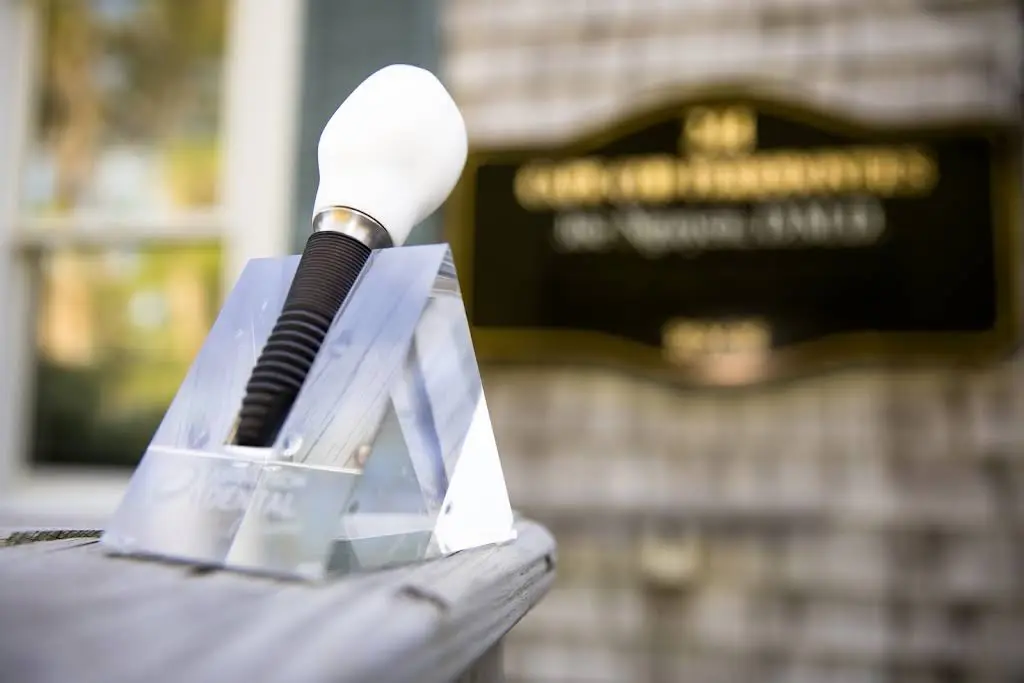 Cape Cod Perio - Joe Nguyen DMD - Professional dental clinic exterior with modern facilities