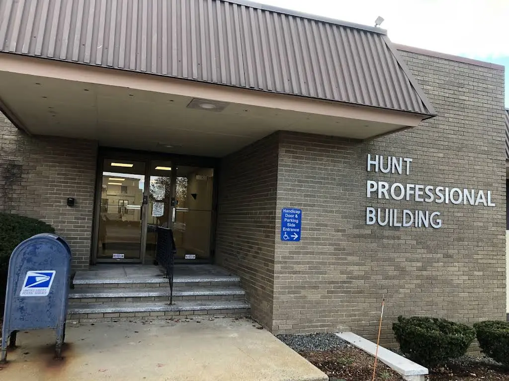 MassOMS - Danvers - Professional dental clinic exterior with modern facilities