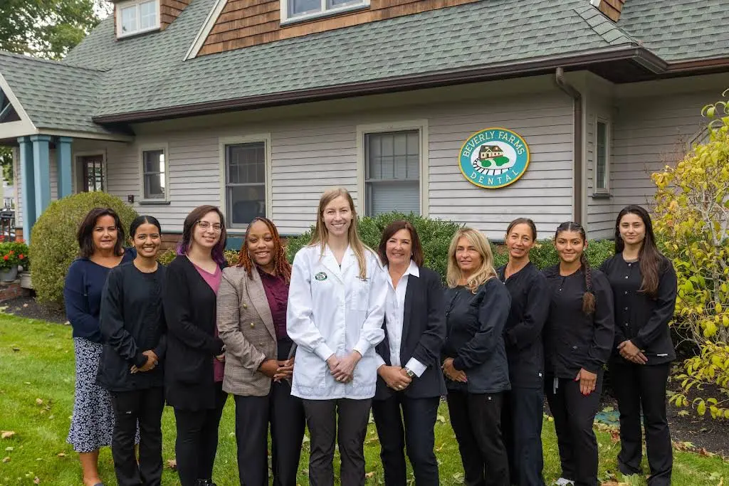 Beverly Farms Dental - Professional dental clinic exterior with modern facilities