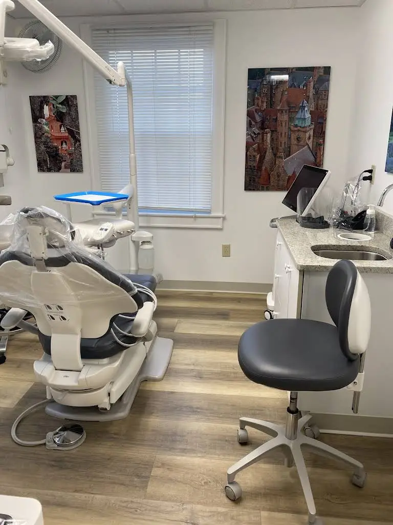 Smilecraft Dental - Professional dental clinic exterior with modern facilities