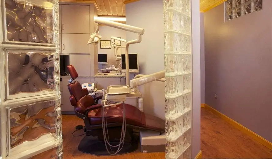 Dunstan Dental Center LLC - Professional dental clinic exterior with modern facilities