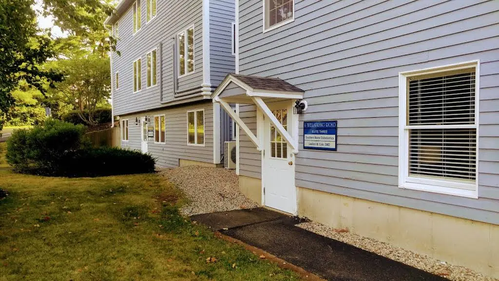 Southern Maine Endodontics - Professional dental clinic exterior with modern facilities