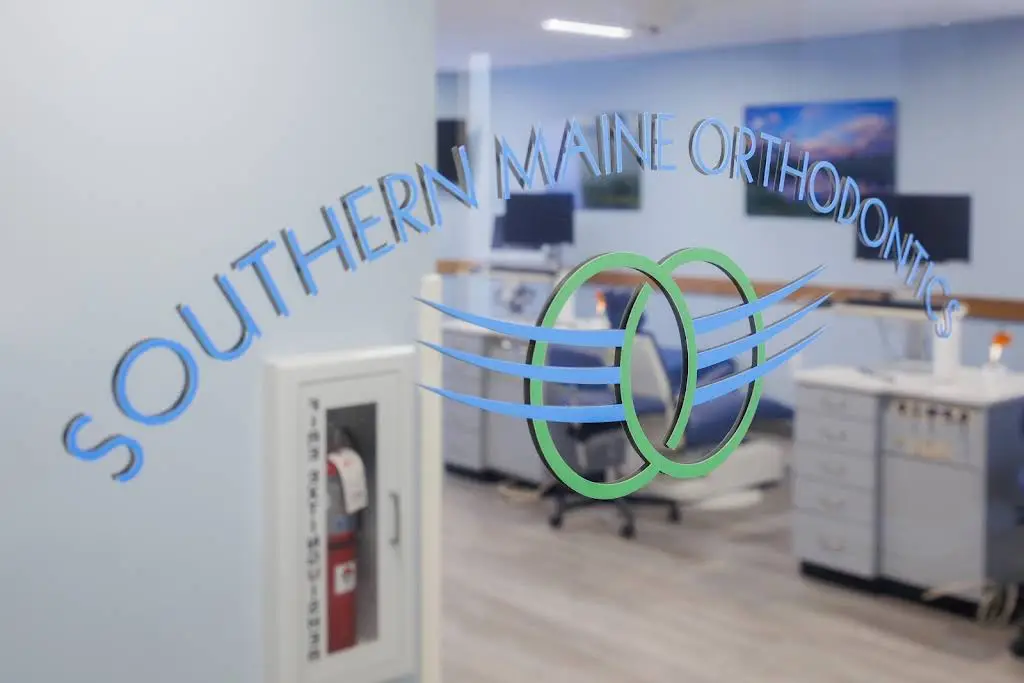 Southern Maine Orthodontics - Professional dental clinic exterior with modern facilities