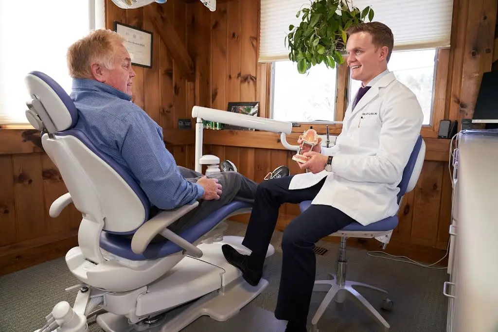 Maine Dentistry - Auburn - Professional dental clinic exterior with modern facilities