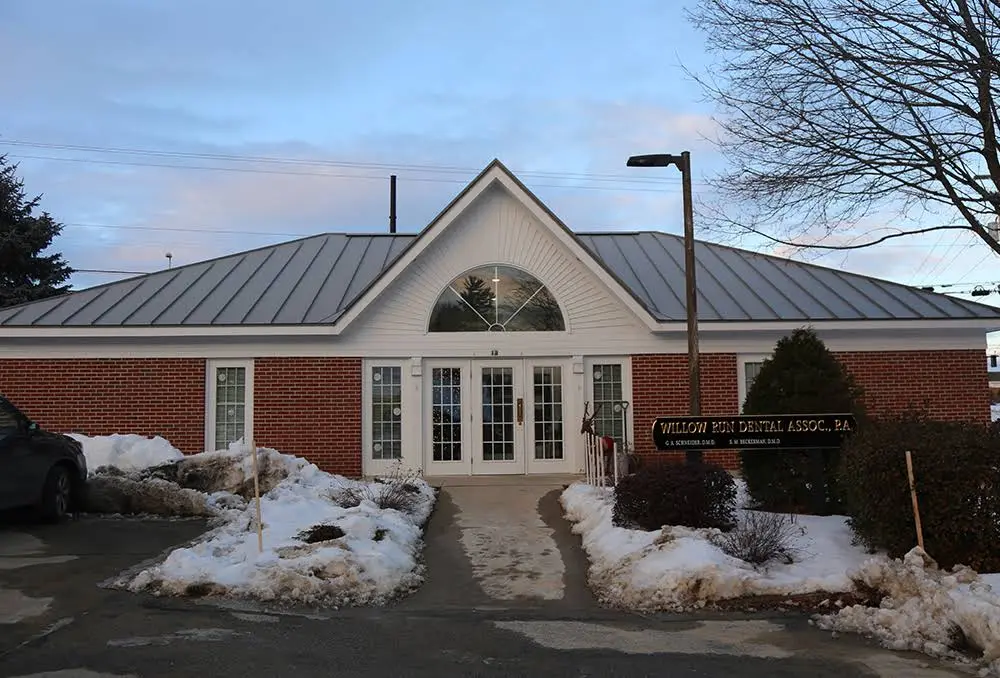 Willow Run Dental Association - Professional dental clinic exterior with modern facilities