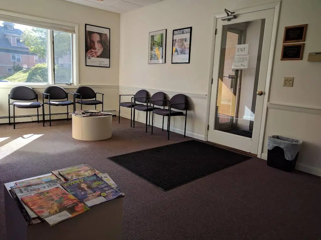 Mascoma Dental Associates - Professional dental clinic exterior with modern facilities