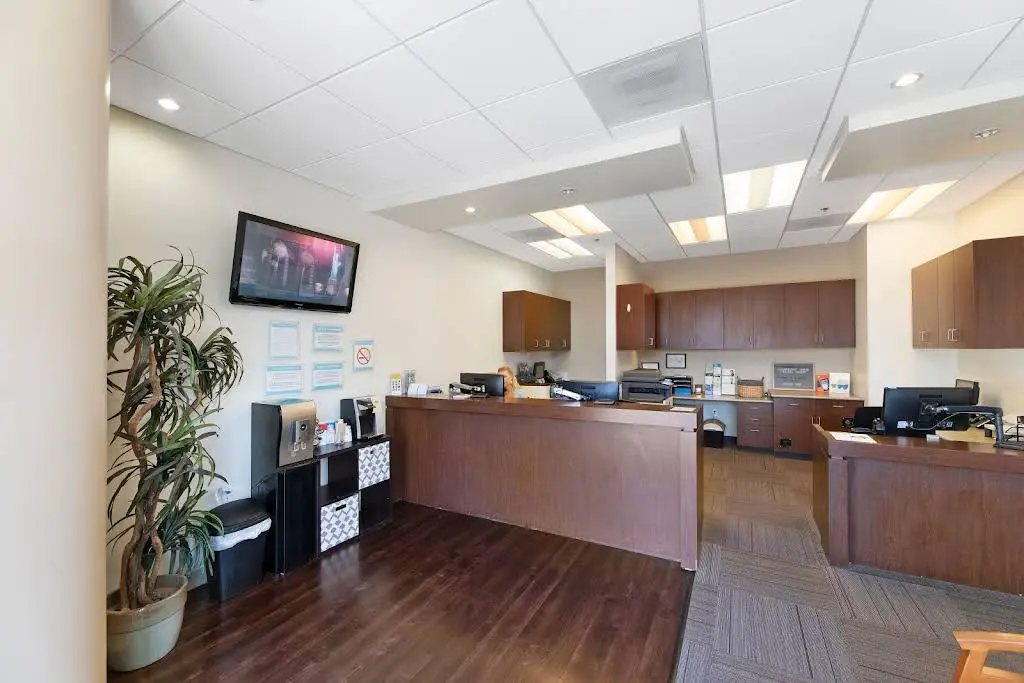 Strawberry Creek Dental Group - Professional dental clinic exterior with modern facilities