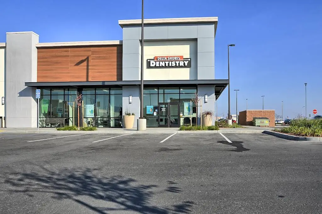 Delta Shores Dentistry - Professional dental clinic exterior with modern facilities