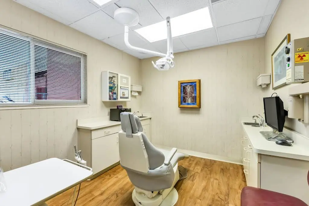 Ronald T Blanchette DDS