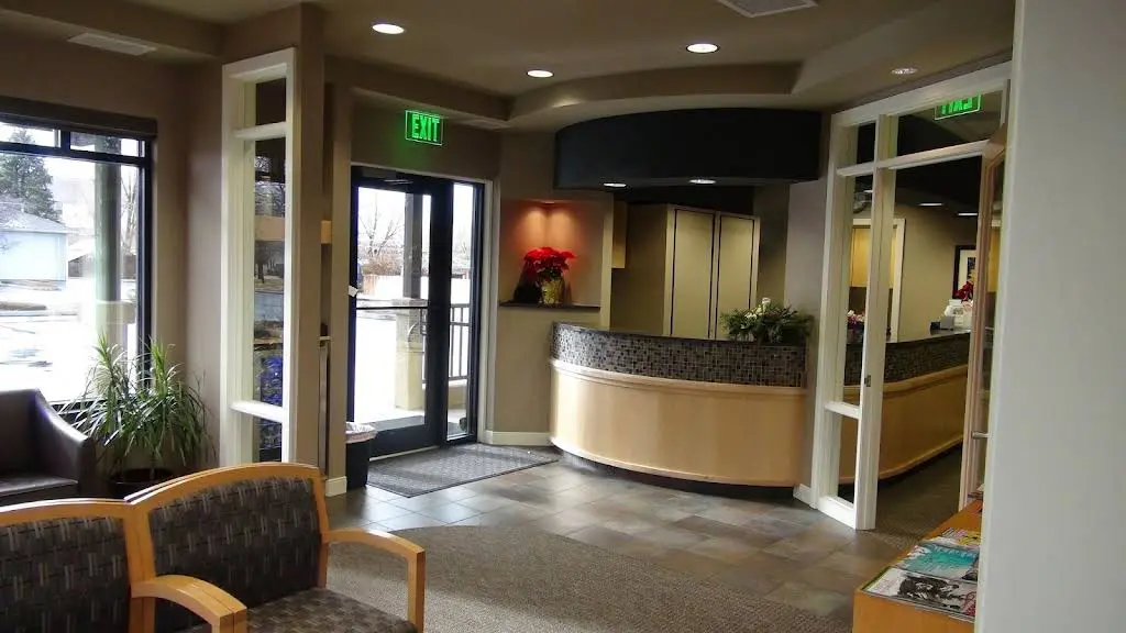Larsen Dental - Professional dental clinic exterior with modern facilities
