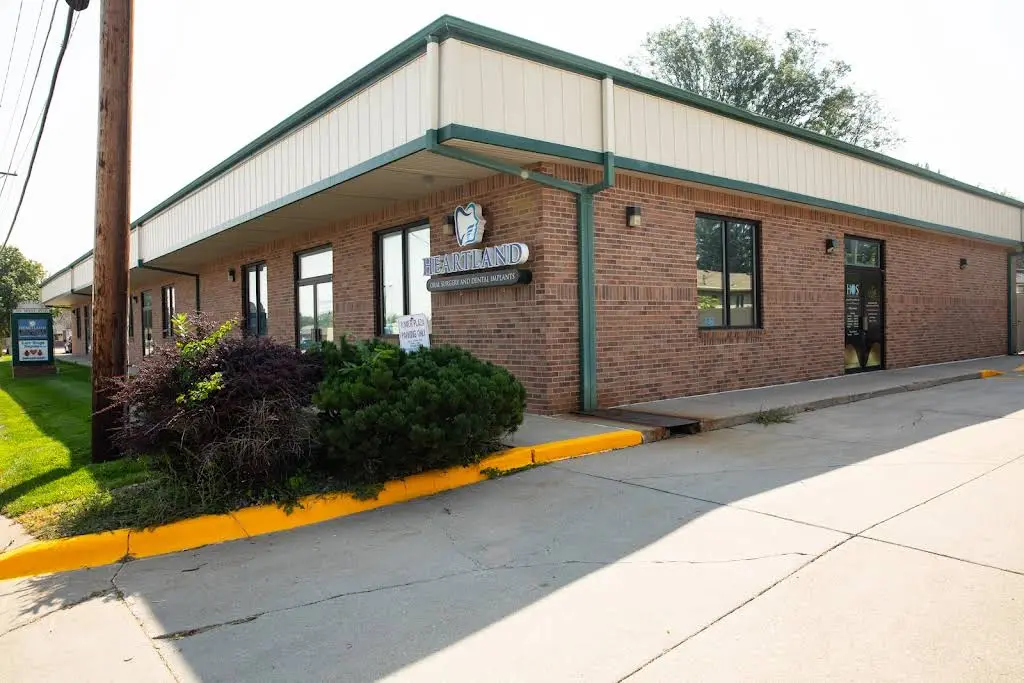 Heartland Oral Surgery & Dental Implants