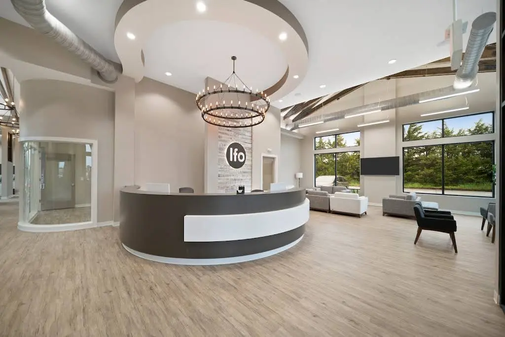Longo Family Orthodontics - Professional dental clinic exterior with modern facilities