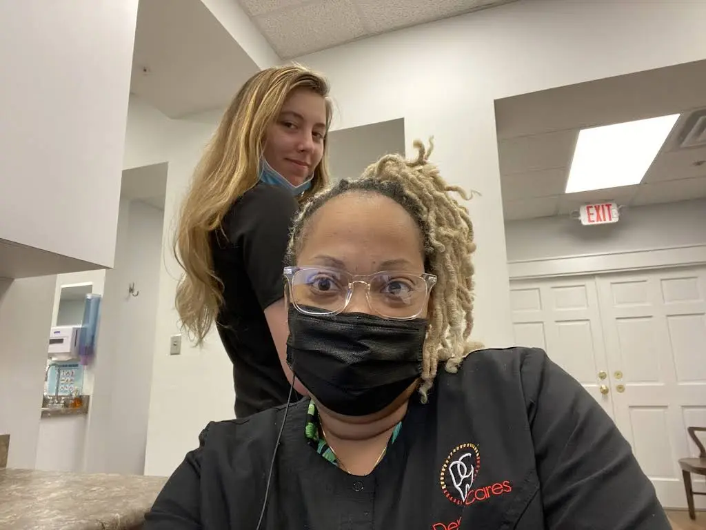 DentalCares