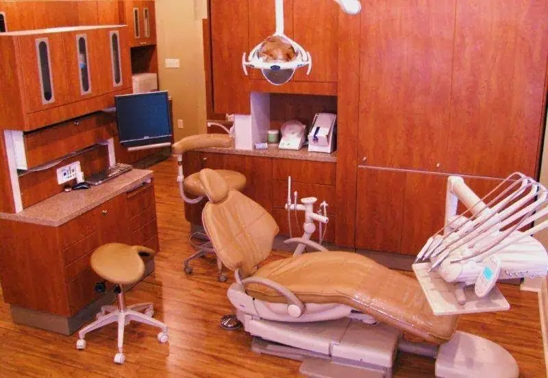 Botts Dental Spa - Cordova