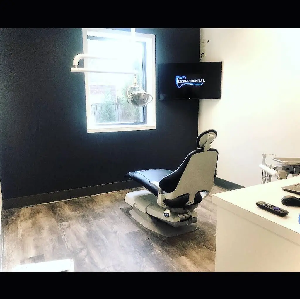 Levee Dental