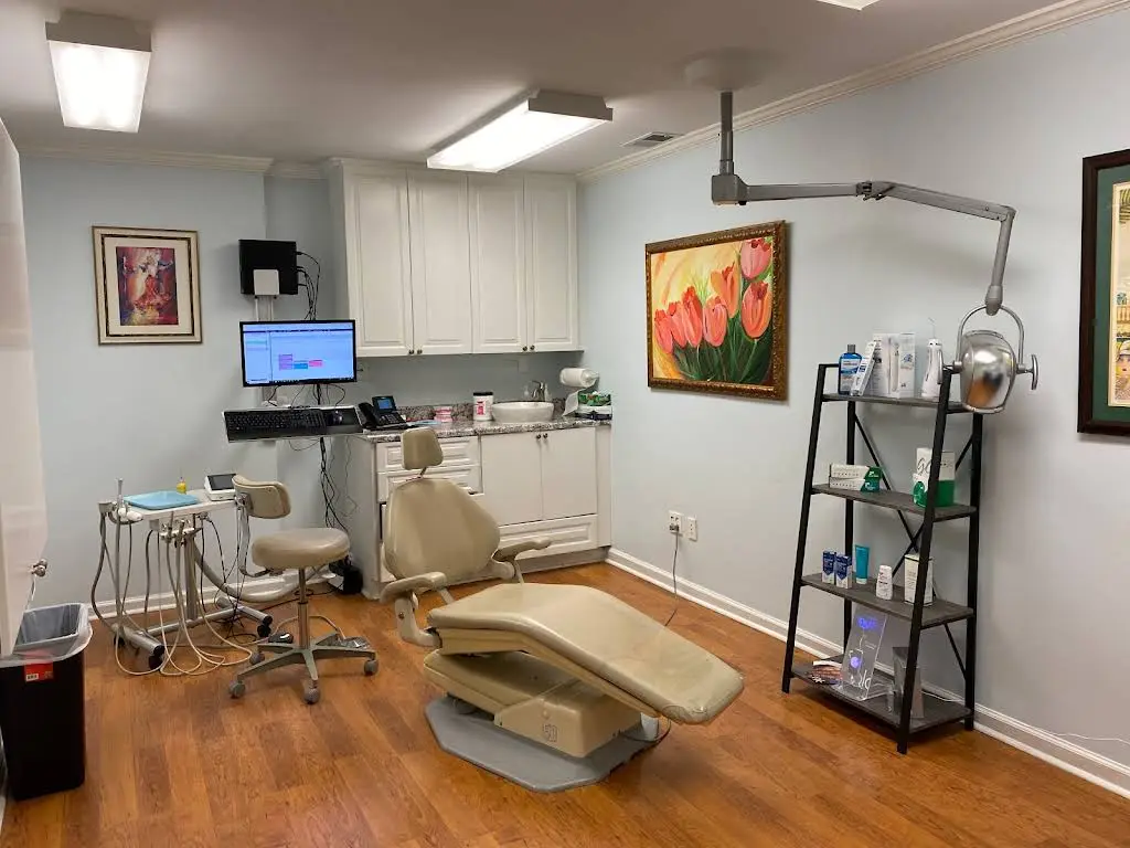 Germantown Park Family Dentistry - Professional dental clinic exterior with modern facilities