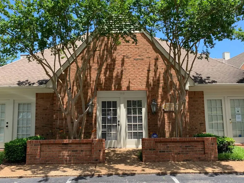 Mid South Endodontics - Professional dental clinic exterior with modern facilities