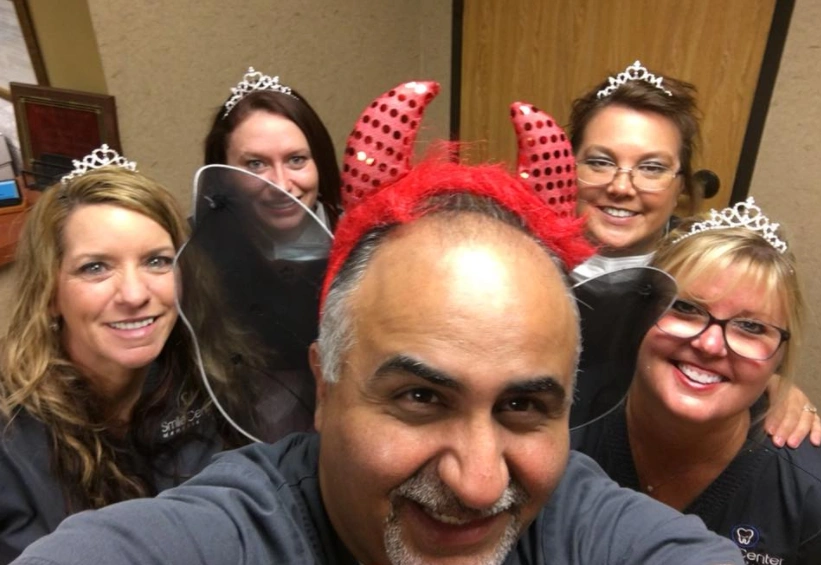The Smile Center Memphis - Dr. Mehdi Sadeghi, DDS - Professional dental clinic exterior with modern facilities
