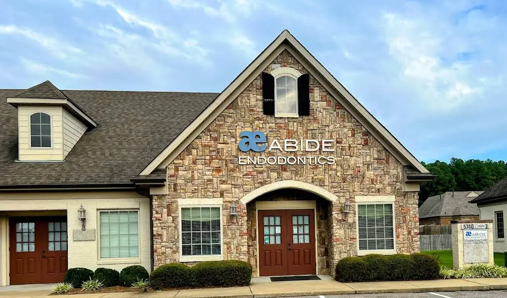 Abide Endodontics - Professional dental clinic exterior with modern facilities