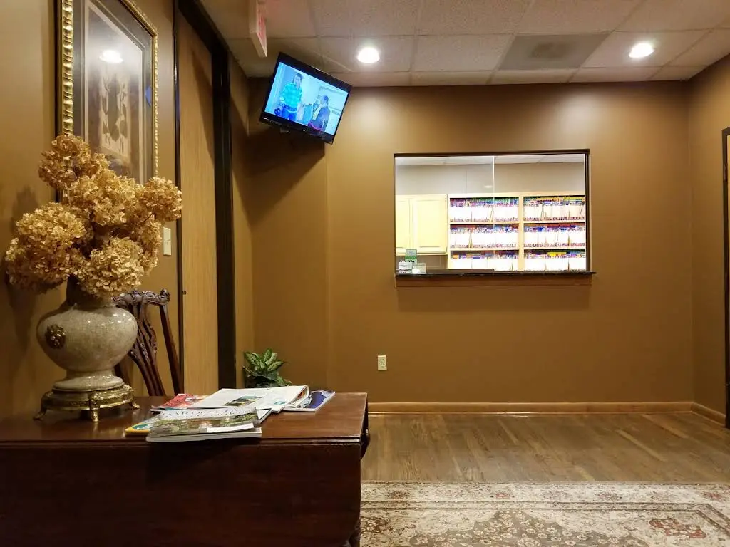 Kenan Clinton PC - Professional dental clinic exterior with modern facilities