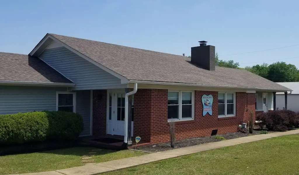 Beech Lake Pediatric Dentistry - Professional dental clinic exterior with modern facilities
