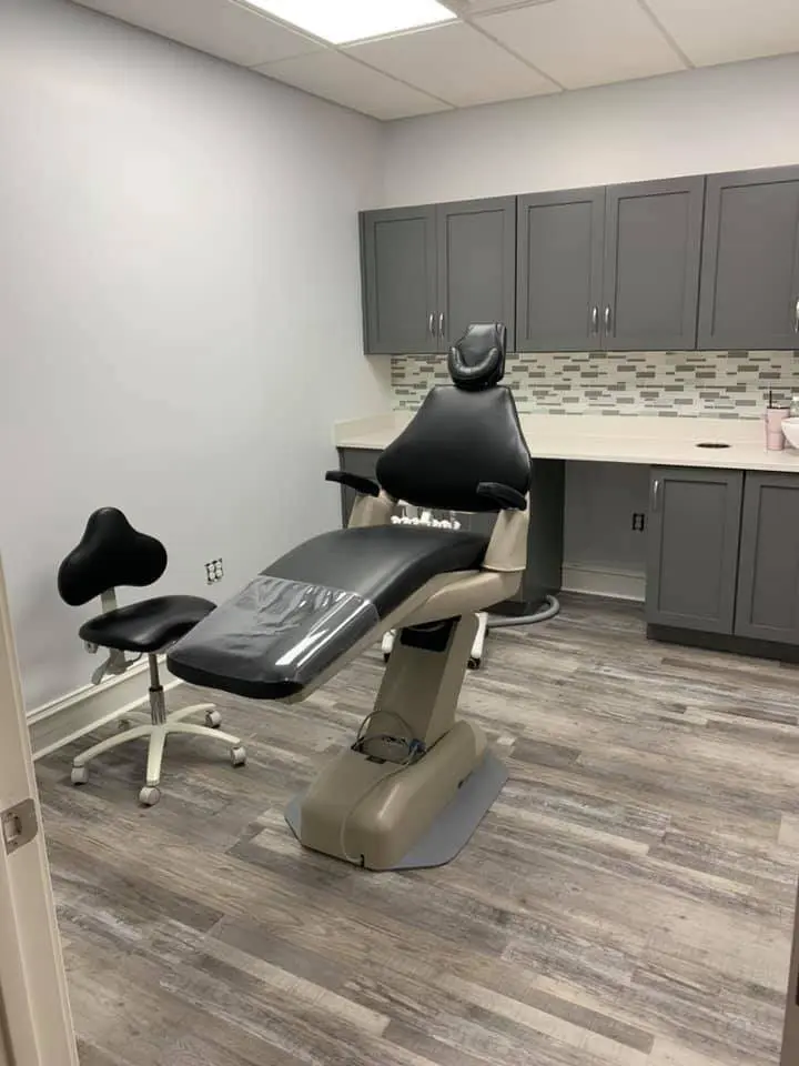 Institute for Periodontics and Implant Dentistry: Lance Culley, DDS