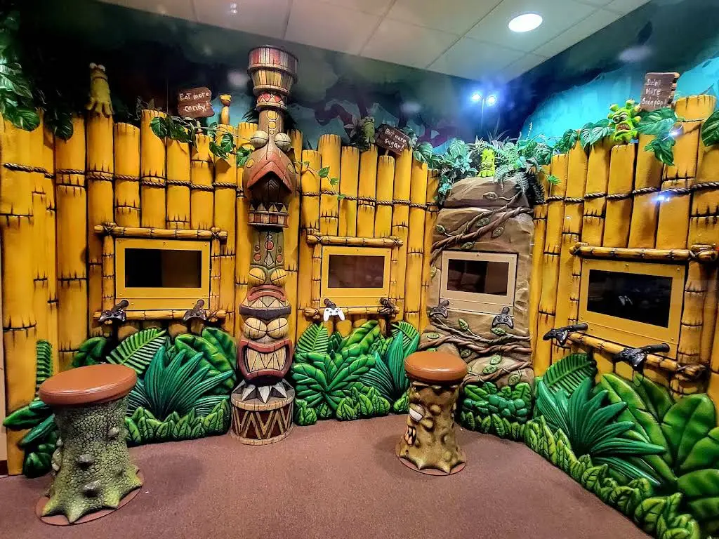 Wild Smiles Pediatric Dentistry - Professional dental clinic exterior with modern facilities