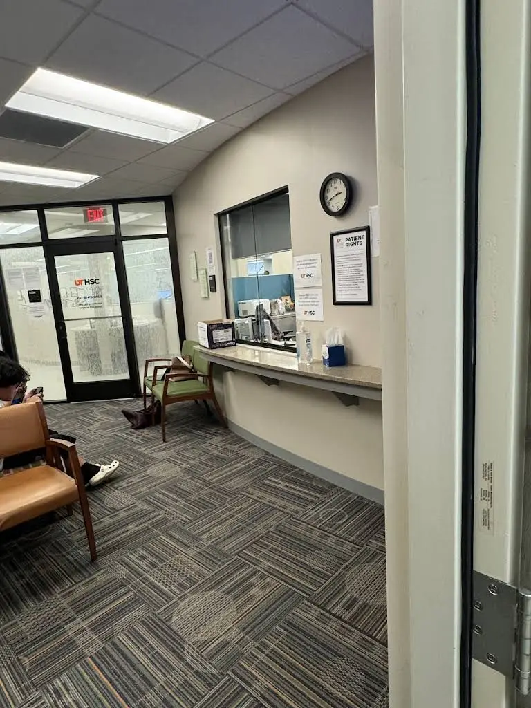 UT Orthodontics - Professional dental clinic exterior with modern facilities