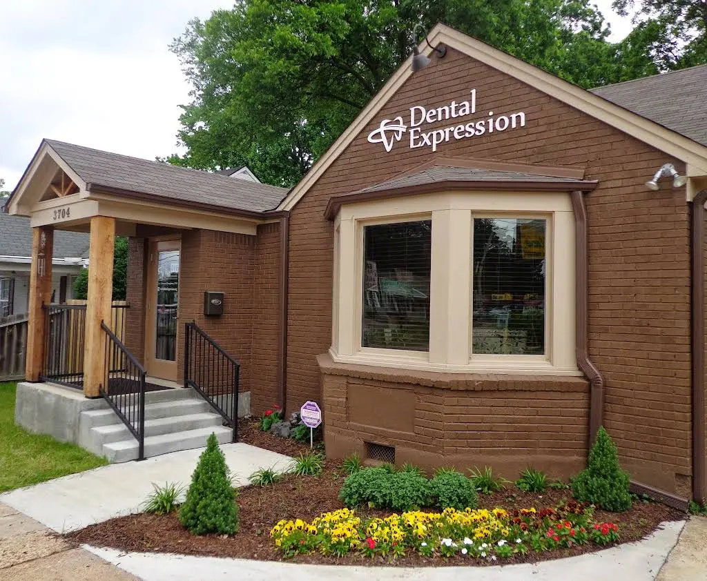 Dental Expression, PLLC - Professional dental clinic exterior with modern facilities