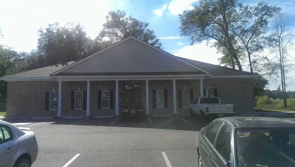 Advent Dental - Professional dental clinic exterior with modern facilities