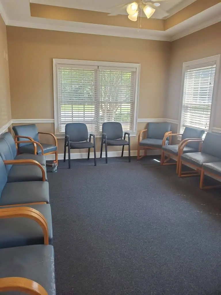 Janet Hogan Harrison, DDS PC - Professional dental clinic exterior with modern facilities