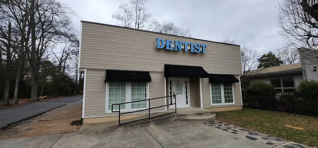 Bhat Dental Associates