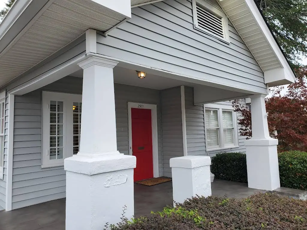 Middle Georgia Endodontics - Professional dental clinic exterior with modern facilities